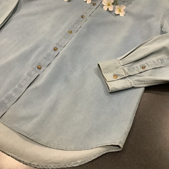 MacCluer Chambray Button Down Shirt 100% Cotton Faded Ombré Light Blue Denim - Picture 7 of 16